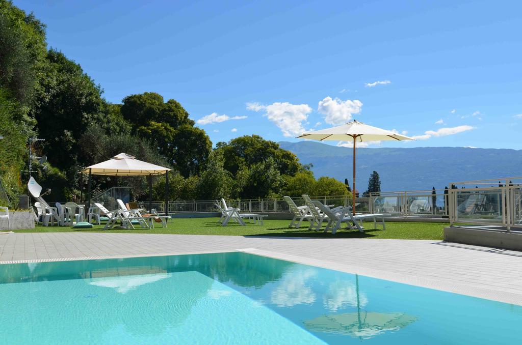 Residence Il Poggio Al Sole Toscolano Maderno Dış mekan fotoğraf