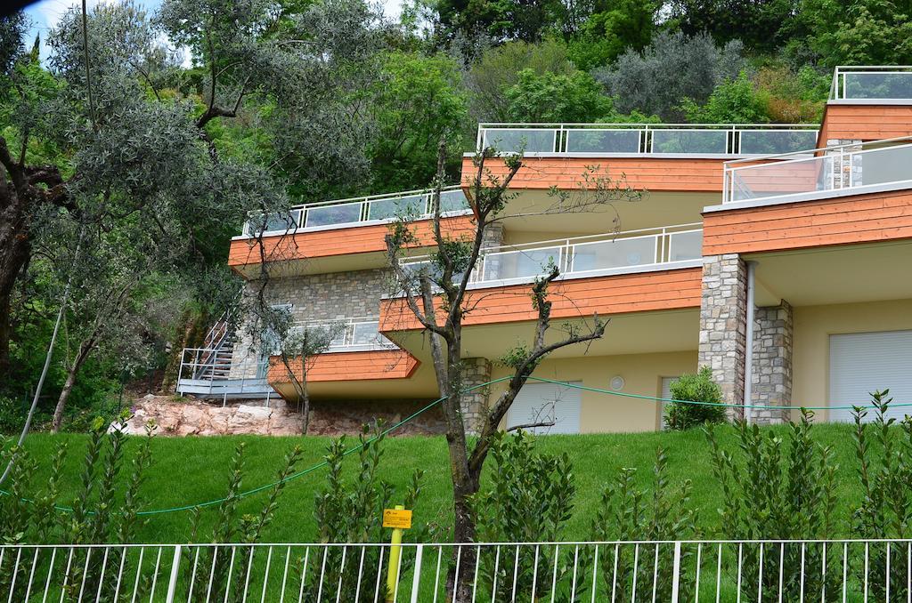 Residence Il Poggio Al Sole Toscolano Maderno Dış mekan fotoğraf